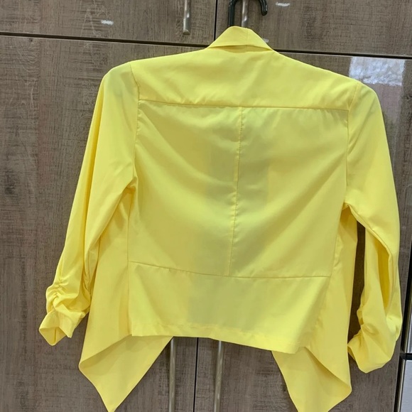 Jacket - Picture 3 of 6